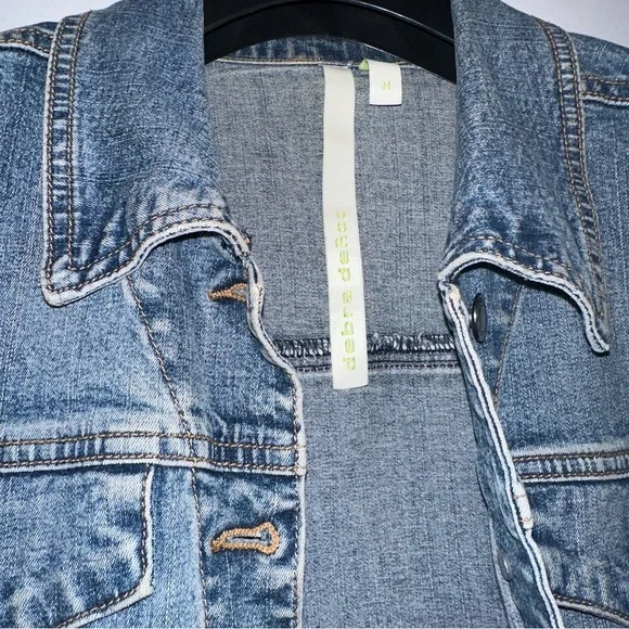 Debra DeRoo Blue Denim Jean Jacket Size Medium - Picture 3 of 4